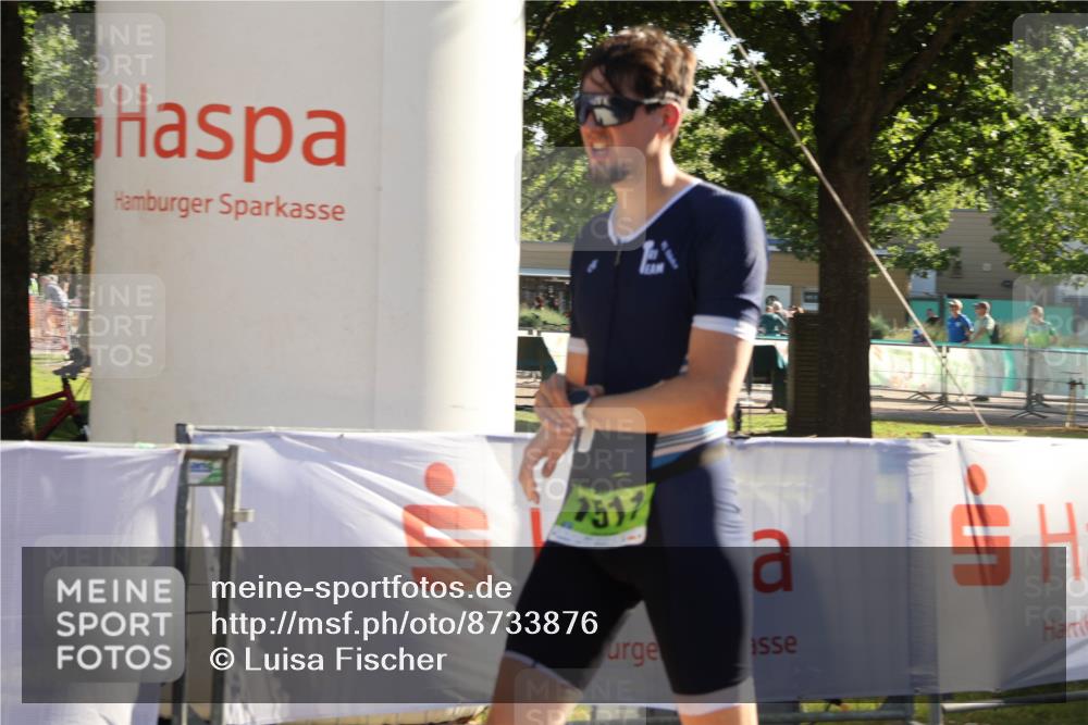 07.09.2025 - 19. Norderstedt Triathlon Luisa Fischer http://msf.ph/oto/8733876 07.09.2025 16:27:06 Ziel 473, 1511 meine-sportfotos.de