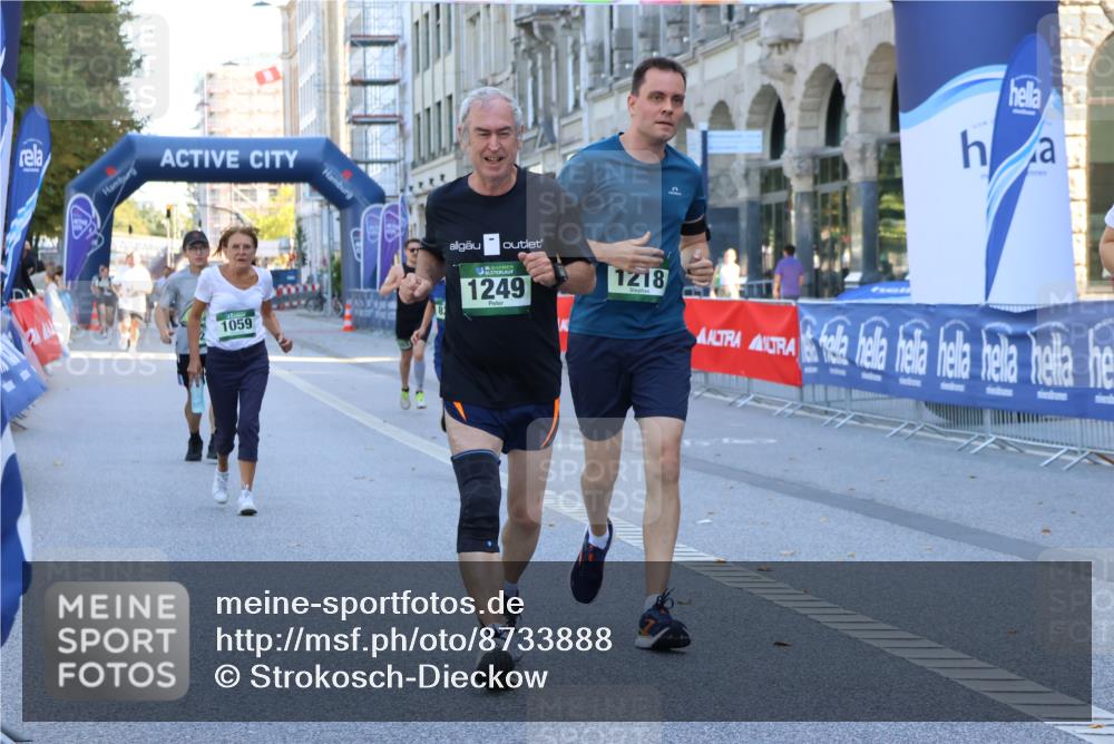 07.09.2025 - BARMER Alsterlauf Strokosch-Dieckow http://msf.ph/oto/8733888 07.09.2025 11:46:10 Ziel 1169, 1170, 1208 meine-sportfotos.de