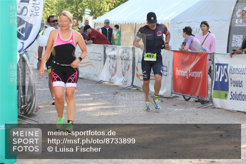 07.09.2025 - 19. Norderstedt Triathlon Luisa Fischer http://msf.ph/oto/8733899 07.09.2025 16:27:41 Ziel 497, 1528 meine-sportfotos.de