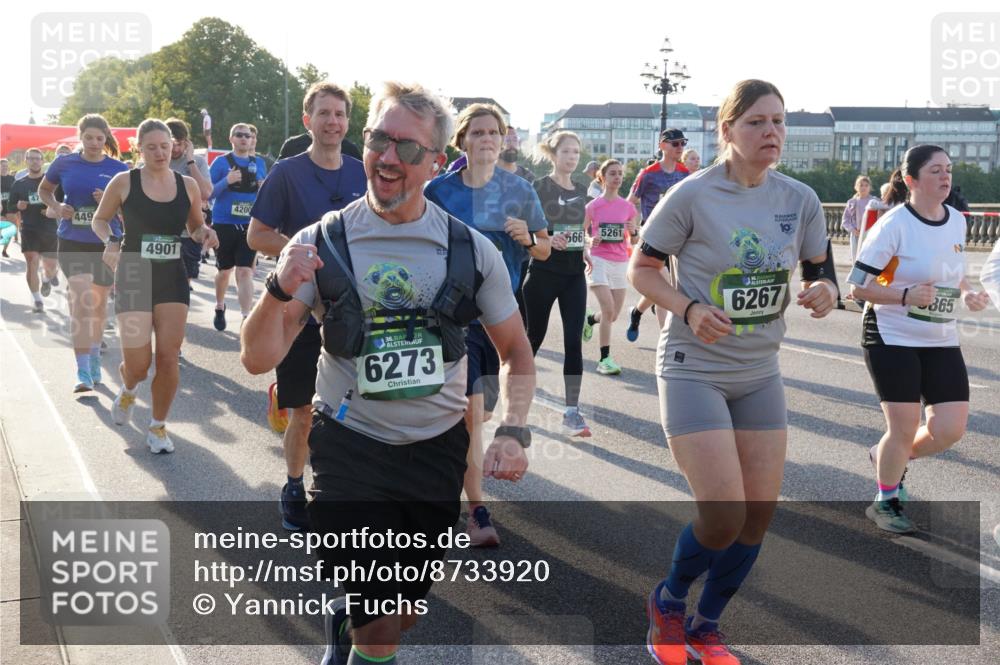 07.09.2025 - BARMER Alsterlauf Yannick Fuchs http://msf.ph/oto/8733920 07.09.2025 09:07:28 Laufen 449, 4901, 4200, 36, 6273, 566, 5261, 6267, 19, 865 meine-sportfotos.de