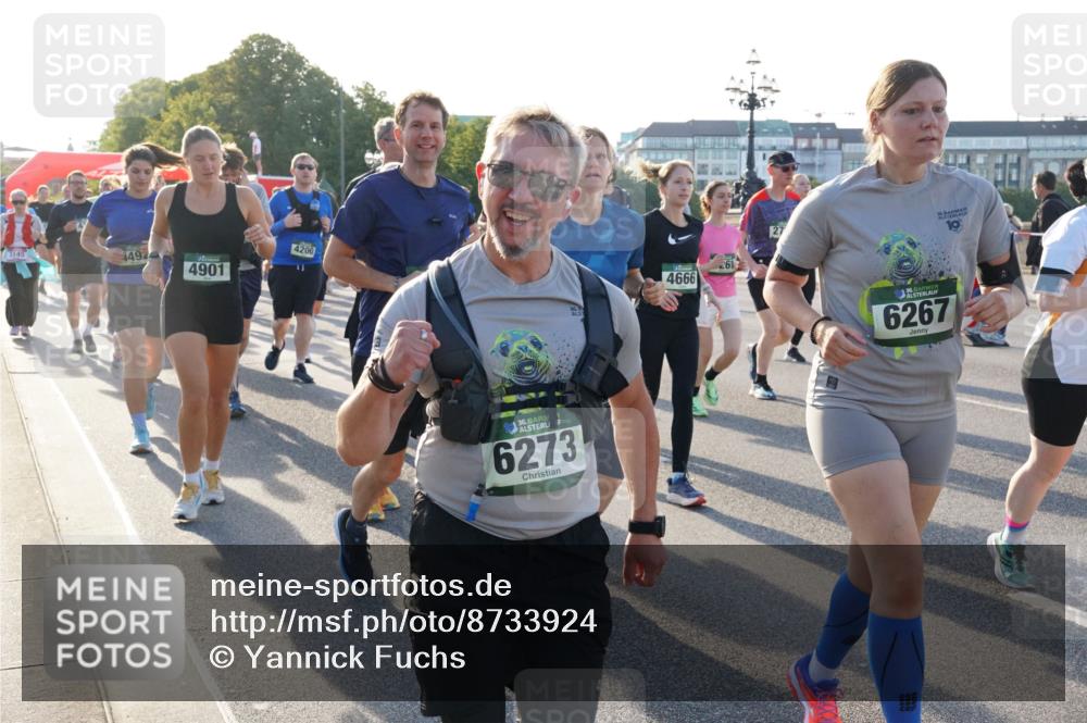 07.09.2025 - BARMER Alsterlauf Yannick Fuchs http://msf.ph/oto/8733924 07.09.2025 09:07:28 Laufen 4200, 3145, 4492, 4901, 36, 6273, 4666, 136, 6267 meine-sportfotos.de