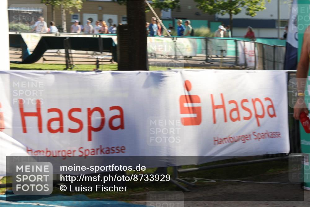 07.09.2025 - 19. Norderstedt Triathlon Luisa Fischer http://msf.ph/oto/8733929 07.09.2025 16:27:48 Ziel 497, 1523, 1528 meine-sportfotos.de