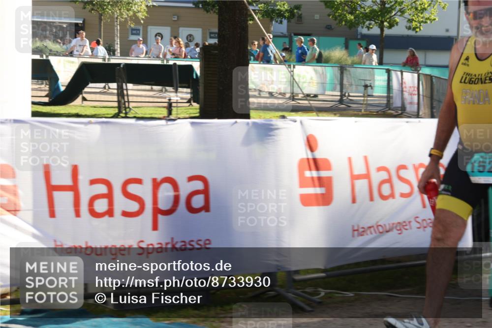 07.09.2025 - 19. Norderstedt Triathlon Luisa Fischer http://msf.ph/oto/8733930 07.09.2025 16:27:48 Ziel 497, 1523, 1528 meine-sportfotos.de