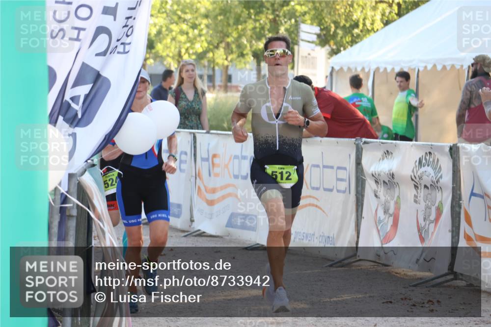 07.09.2025 - 19. Norderstedt Triathlon Luisa Fischer http://msf.ph/oto/8733942 07.09.2025 16:27:59 Ziel 479, 512, 524 meine-sportfotos.de