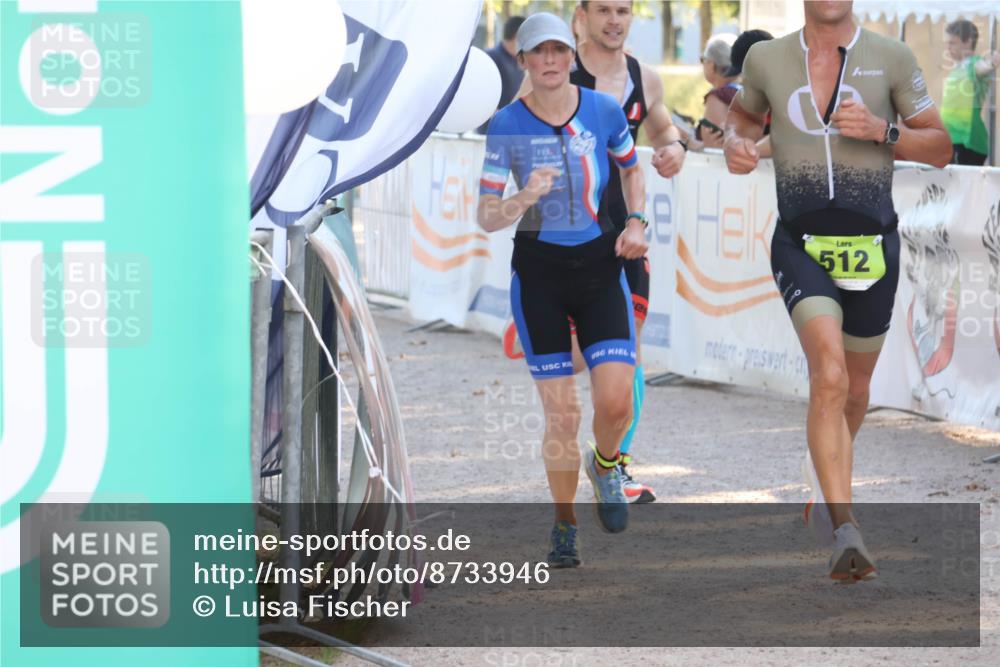 07.09.2025 - 19. Norderstedt Triathlon Luisa Fischer http://msf.ph/oto/8733946 07.09.2025 16:28:00 Ziel 479, 512, 524 meine-sportfotos.de