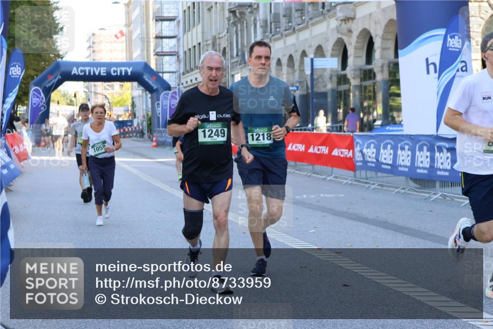 07.09.2025 - BARMER Alsterlauf Strokosch-Dieckow http://msf.ph/oto/8733959 07.09.2025 11:46:10 Ziel 1169, 1170, 1208 meine-sportfotos.de