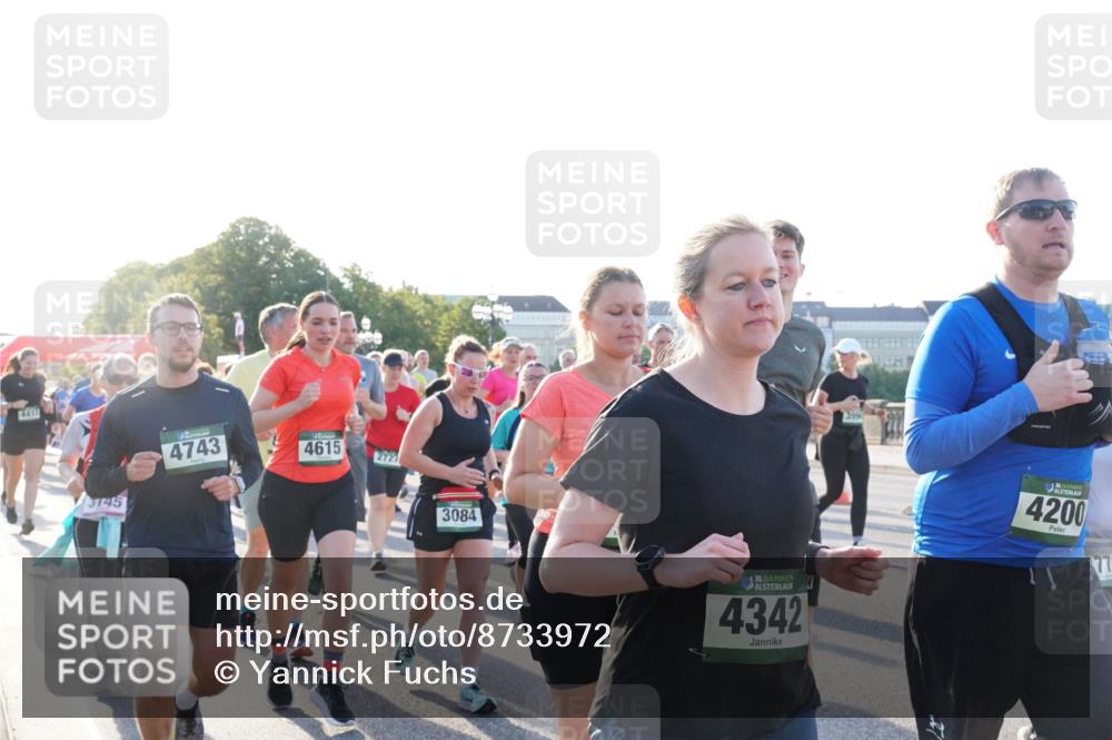 07.09.2025 - BARMER Alsterlauf Yannick Fuchs http://msf.ph/oto/8733972 07.09.2025 09:07:31 Laufen 4413, 3145, 4743, 4615, 2727, 3084, 36, 4342, 3994, 36, 4200, 77 meine-sportfotos.de