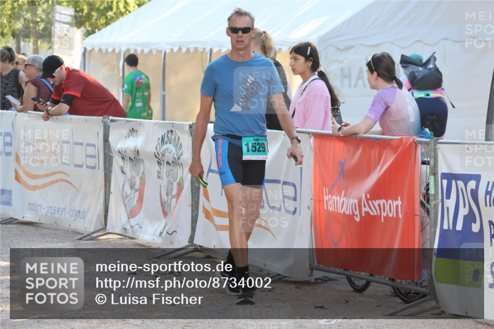 07.09.2025 - 19. Norderstedt Triathlon Luisa Fischer http://msf.ph/oto/8734002 07.09.2025 16:28:14 Ziel 535 meine-sportfotos.de