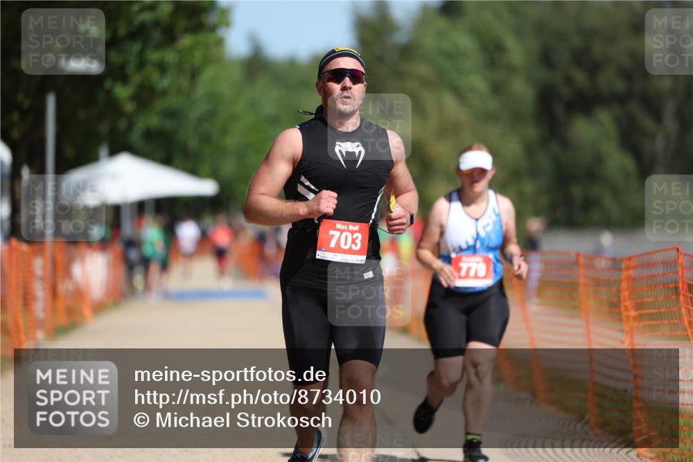 07.09.2025 - 19. Norderstedt Triathlon Michael Strokosch http://msf.ph/oto/8734010 07.09.2025 12:15:47 Laufen 703, 779, 1217 meine-sportfotos.de