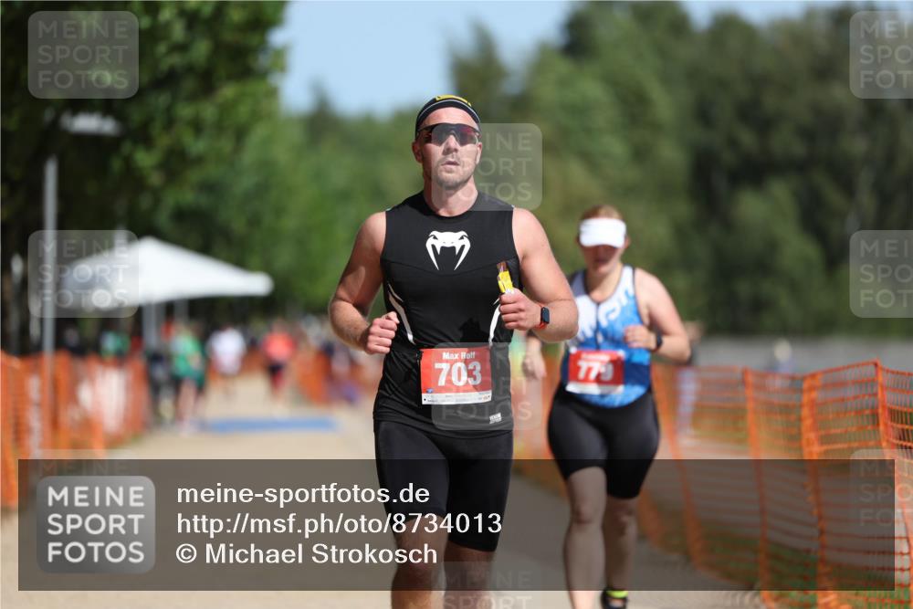 07.09.2025 - 19. Norderstedt Triathlon Michael Strokosch http://msf.ph/oto/8734013 07.09.2025 12:15:48 Laufen 703, 779, 1217 meine-sportfotos.de