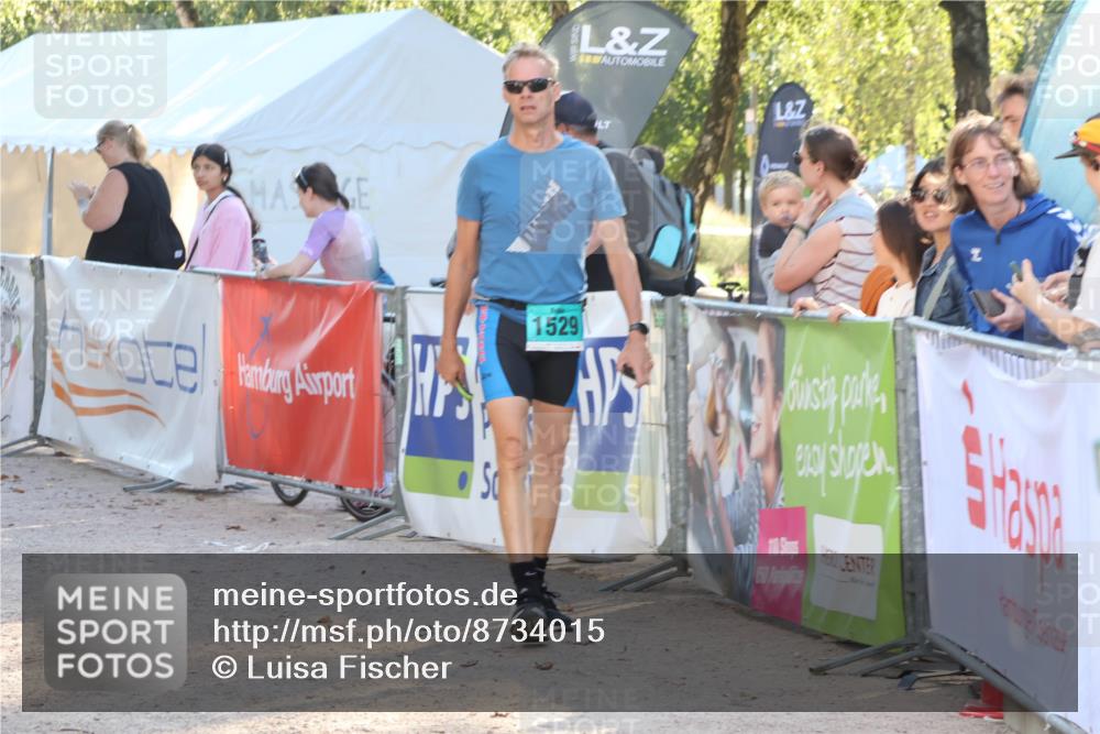 07.09.2025 - 19. Norderstedt Triathlon Luisa Fischer http://msf.ph/oto/8734015 07.09.2025 16:28:19 Ziel 1488, 1529 meine-sportfotos.de