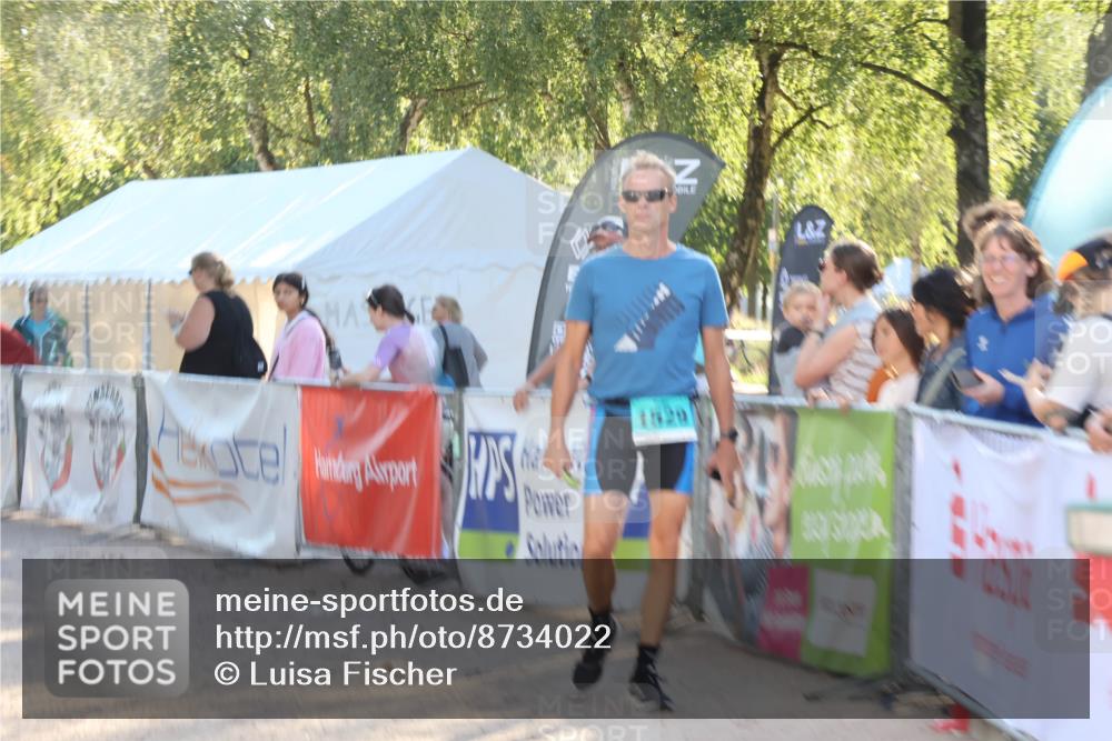 07.09.2025 - 19. Norderstedt Triathlon Luisa Fischer http://msf.ph/oto/8734022 07.09.2025 16:28:20 Ziel 1488, 1529 meine-sportfotos.de