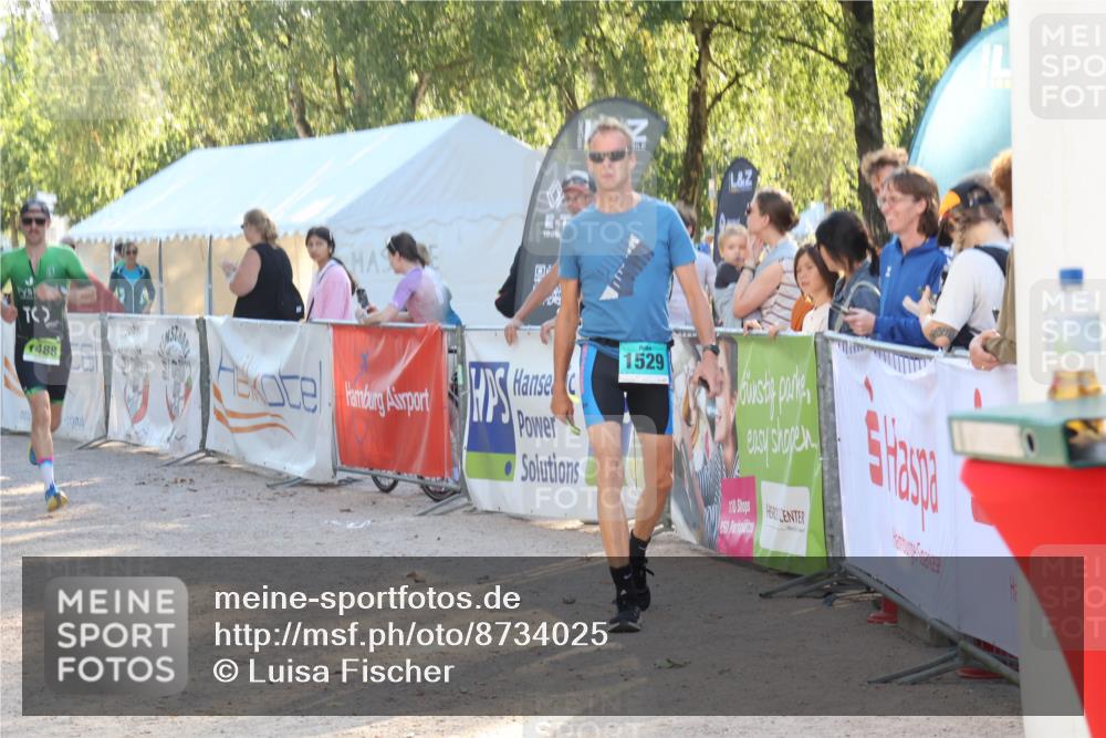 07.09.2025 - 19. Norderstedt Triathlon Luisa Fischer http://msf.ph/oto/8734025 07.09.2025 16:28:20 Ziel 1488, 1529 meine-sportfotos.de
