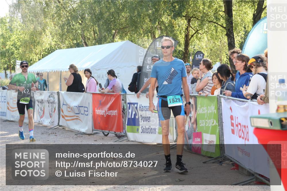 07.09.2025 - 19. Norderstedt Triathlon Luisa Fischer http://msf.ph/oto/8734027 07.09.2025 16:28:20 Ziel 1488, 1529 meine-sportfotos.de