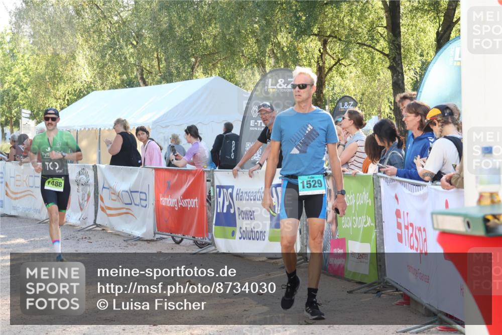 07.09.2025 - 19. Norderstedt Triathlon Luisa Fischer http://msf.ph/oto/8734030 07.09.2025 16:28:21 Ziel 1488, 1529 meine-sportfotos.de
