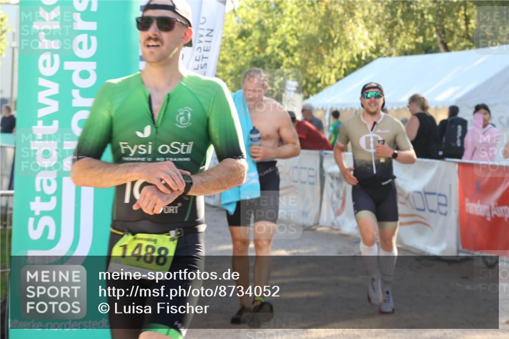 07.09.2025 - 19. Norderstedt Triathlon Luisa Fischer http://msf.ph/oto/8734052 07.09.2025 16:28:24 Ziel 515, 1488, 1529 meine-sportfotos.de