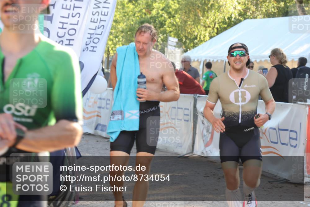 07.09.2025 - 19. Norderstedt Triathlon Luisa Fischer http://msf.ph/oto/8734054 07.09.2025 16:28:24 Ziel 515, 1488, 1529 meine-sportfotos.de