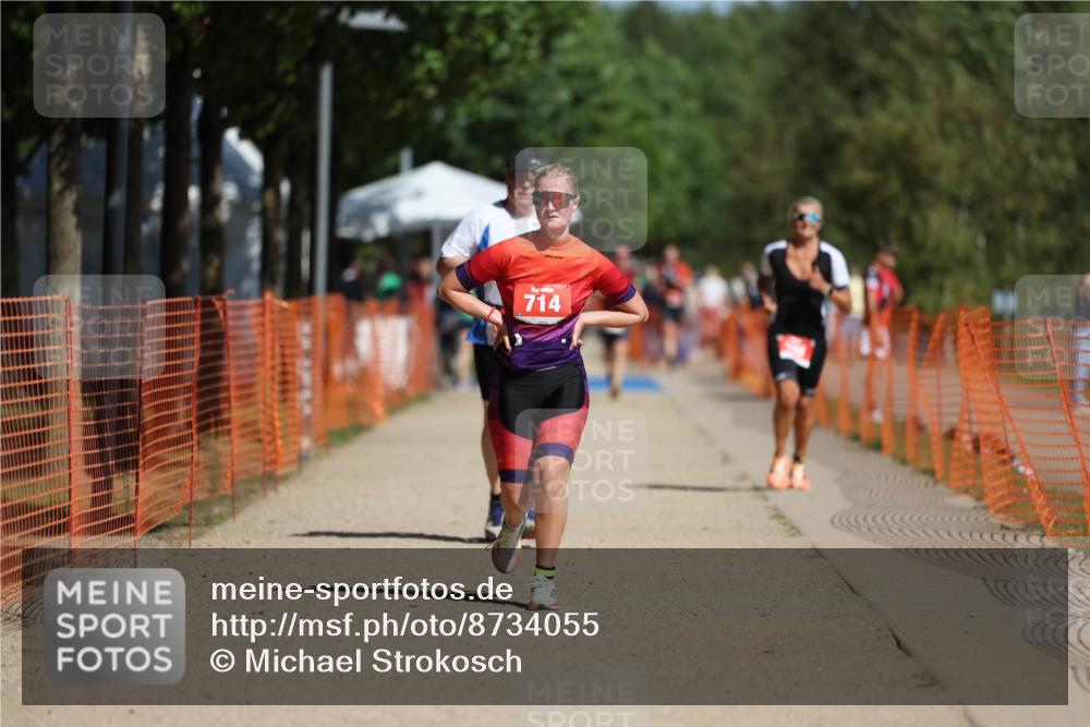 07.09.2025 - 19. Norderstedt Triathlon Michael Strokosch http://msf.ph/oto/8734055 07.09.2025 12:16:15 Laufen 186, 714, 1282 meine-sportfotos.de