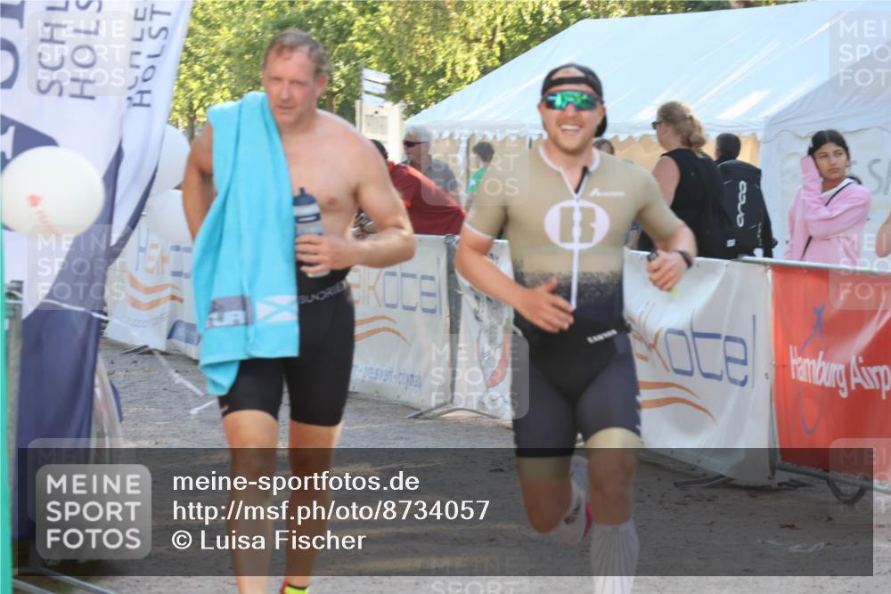 07.09.2025 - 19. Norderstedt Triathlon Luisa Fischer http://msf.ph/oto/8734057 07.09.2025 16:28:25 Ziel 515, 1488, 1529 meine-sportfotos.de