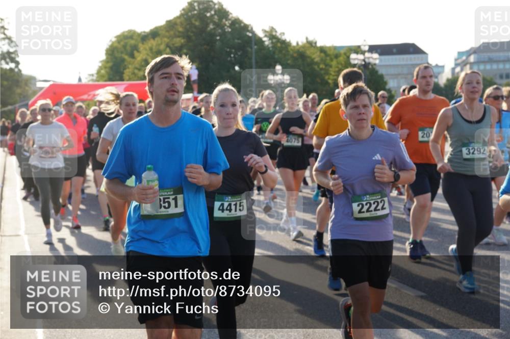 07.09.2025 - BARMER Alsterlauf Yannick Fuchs http://msf.ph/oto/8734095 07.09.2025 09:07:50 Laufen 151, 4415, 4075, 2222, 20, 3292 meine-sportfotos.de