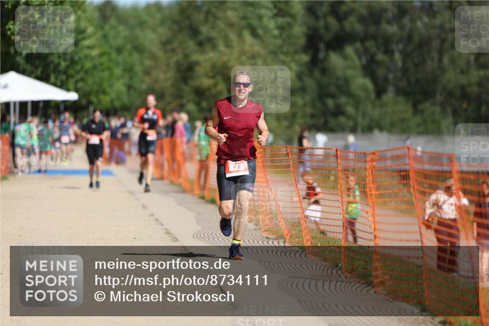 07.09.2025 - 19. Norderstedt Triathlon Michael Strokosch http://msf.ph/oto/8734111 07.09.2025 12:16:27 Laufen 823 meine-sportfotos.de