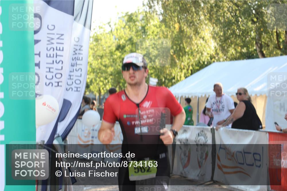 07.09.2025 - 19. Norderstedt Triathlon Luisa Fischer http://msf.ph/oto/8734163 07.09.2025 16:29:31 Ziel 502 meine-sportfotos.de