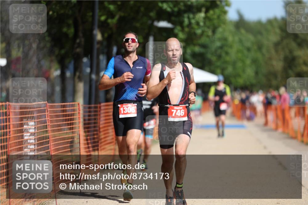 07.09.2025 - 19. Norderstedt Triathlon Michael Strokosch http://msf.ph/oto/8734173 07.09.2025 12:16:50 Laufen 746, 796, 1306 meine-sportfotos.de