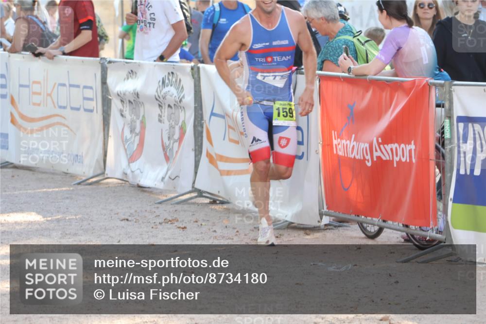 07.09.2025 - 19. Norderstedt Triathlon Luisa Fischer http://msf.ph/oto/8734180 07.09.2025 16:29:50 Ziel 496, 1593 meine-sportfotos.de