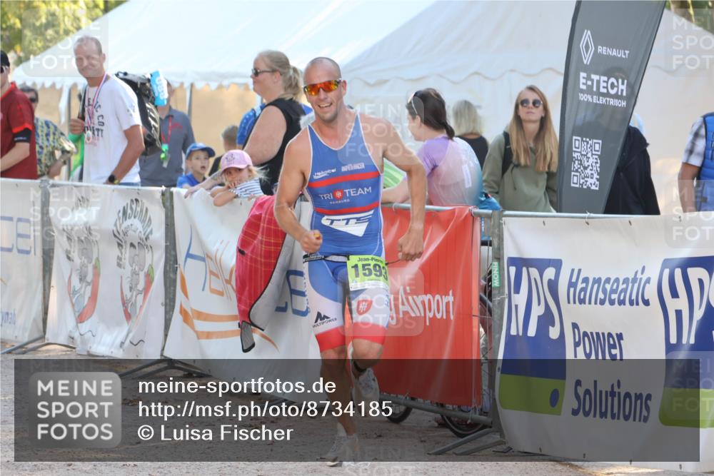 07.09.2025 - 19. Norderstedt Triathlon Luisa Fischer http://msf.ph/oto/8734185 07.09.2025 16:29:51 Ziel 496, 1593 meine-sportfotos.de