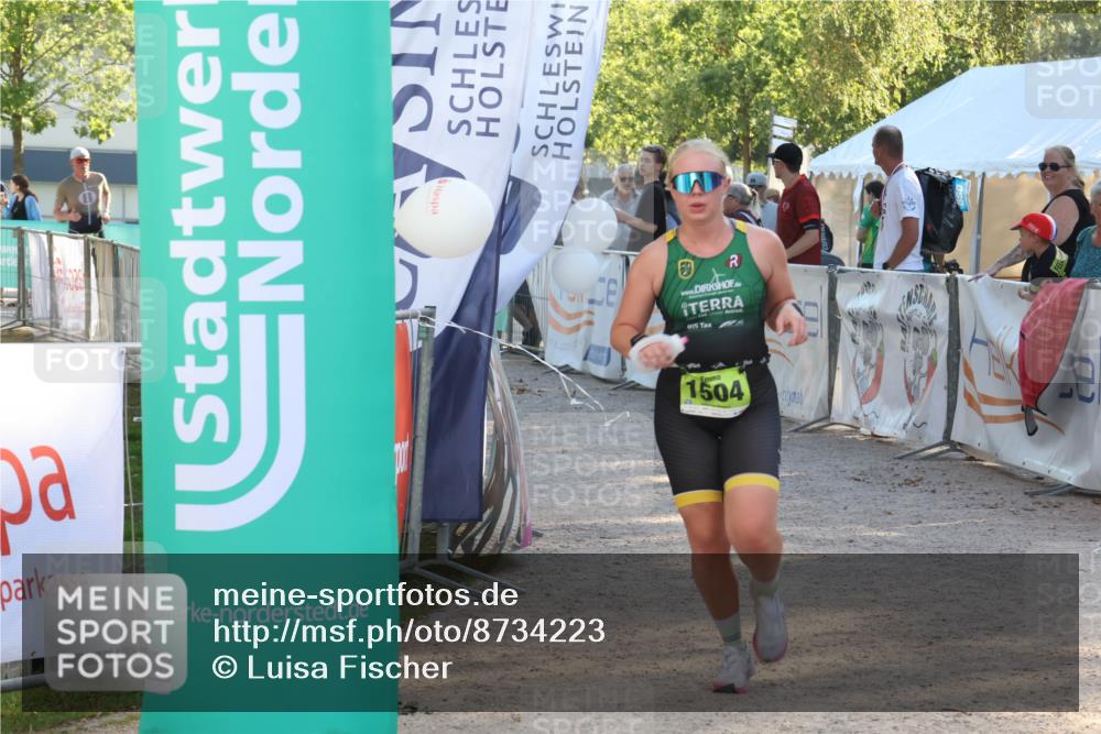 07.09.2025 - 19. Norderstedt Triathlon Luisa Fischer http://msf.ph/oto/8734223 07.09.2025 16:30:07 Ziel 1504 meine-sportfotos.de