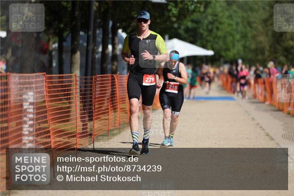 07.09.2025 - 19. Norderstedt Triathlon Michael Strokosch http://msf.ph/oto/8734239 07.09.2025 12:17:00 Laufen 279, 796, 1218 meine-sportfotos.de