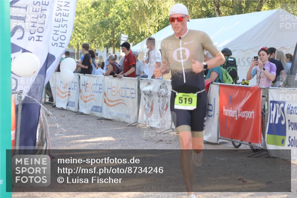 07.09.2025 - 19. Norderstedt Triathlon Luisa Fischer http://msf.ph/oto/8734246 07.09.2025 16:30:13 Ziel 519, 1504 meine-sportfotos.de
