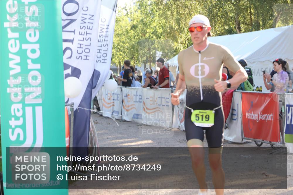 07.09.2025 - 19. Norderstedt Triathlon Luisa Fischer http://msf.ph/oto/8734249 07.09.2025 16:30:13 Ziel 519, 1504 meine-sportfotos.de