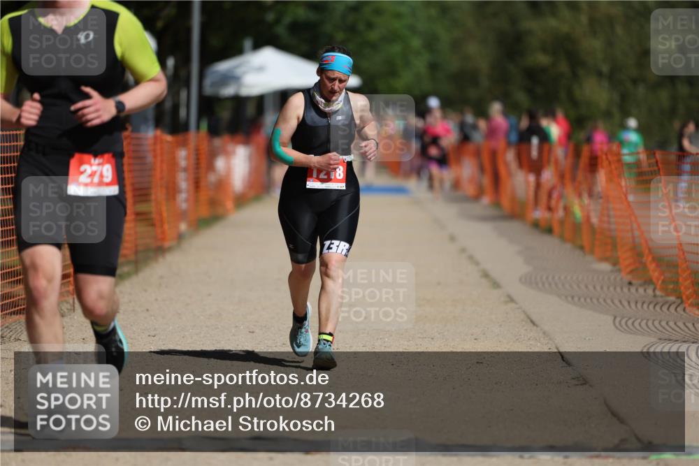 07.09.2025 - 19. Norderstedt Triathlon Michael Strokosch http://msf.ph/oto/8734268 07.09.2025 12:17:03 Laufen 279, 1218 meine-sportfotos.de