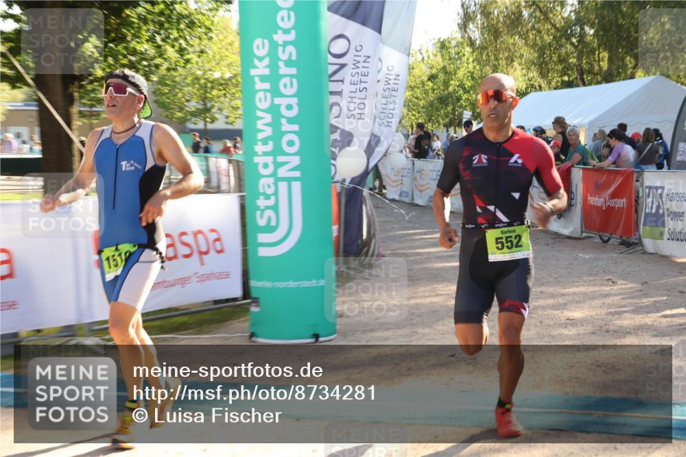 07.09.2025 - 19. Norderstedt Triathlon Luisa Fischer http://msf.ph/oto/8734281 07.09.2025 16:30:19 Ziel 519, 552, 1510 meine-sportfotos.de