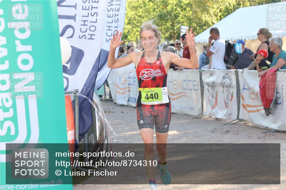 07.09.2025 - 19. Norderstedt Triathlon Luisa Fischer http://msf.ph/oto/8734310 07.09.2025 16:30:31 Ziel 440 meine-sportfotos.de