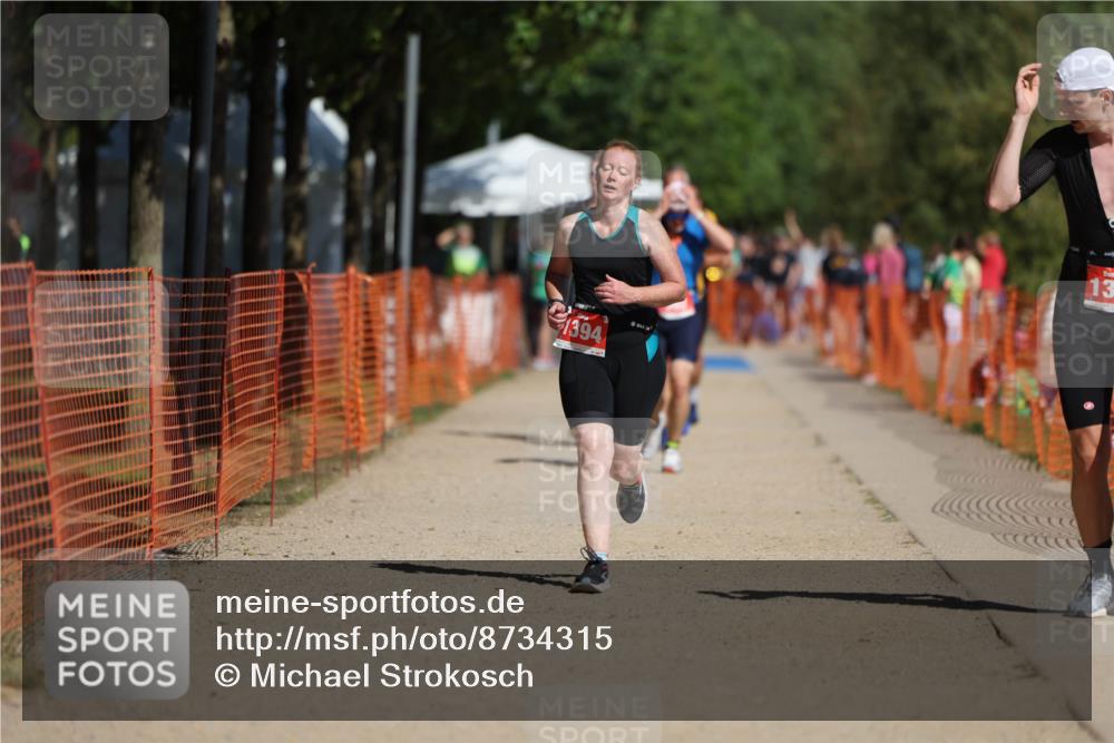 07.09.2025 - 19. Norderstedt Triathlon Michael Strokosch http://msf.ph/oto/8734315 07.09.2025 12:17:25 Laufen 303, 1320, 1394 meine-sportfotos.de