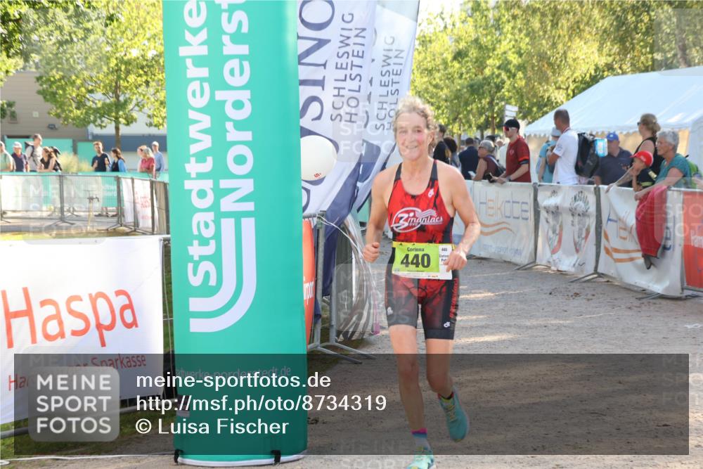 07.09.2025 - 19. Norderstedt Triathlon Luisa Fischer http://msf.ph/oto/8734319 07.09.2025 16:30:32 Ziel 440 meine-sportfotos.de