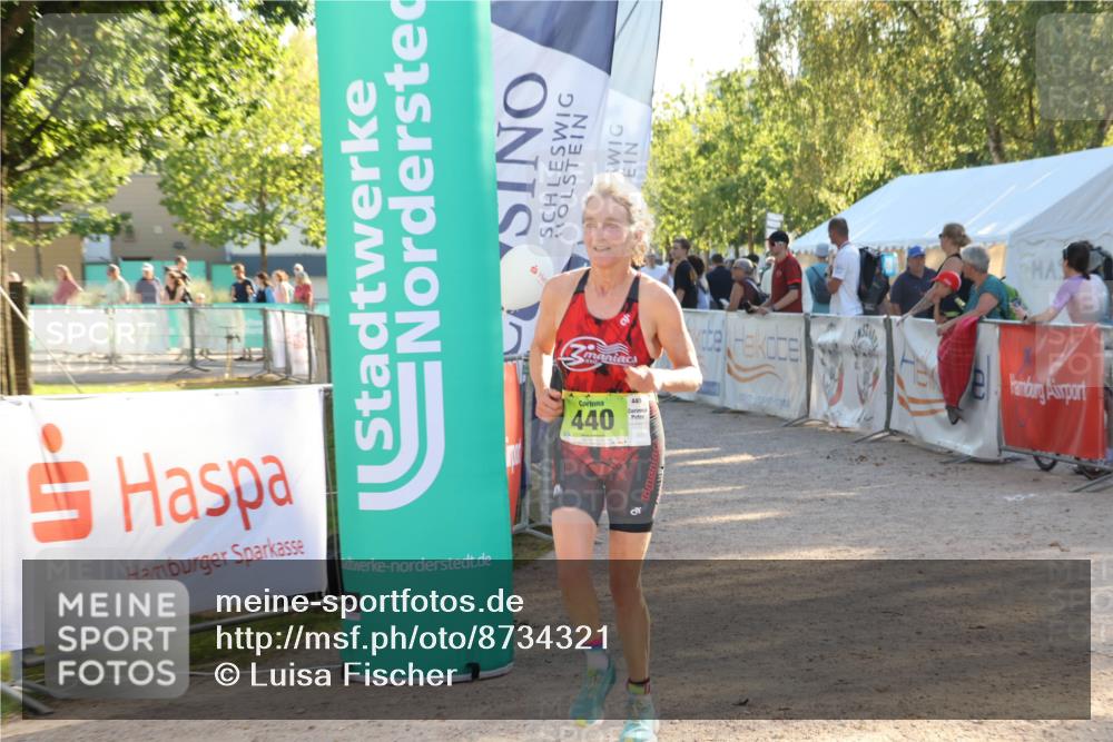 07.09.2025 - 19. Norderstedt Triathlon Luisa Fischer http://msf.ph/oto/8734321 07.09.2025 16:30:32 Ziel 440 meine-sportfotos.de
