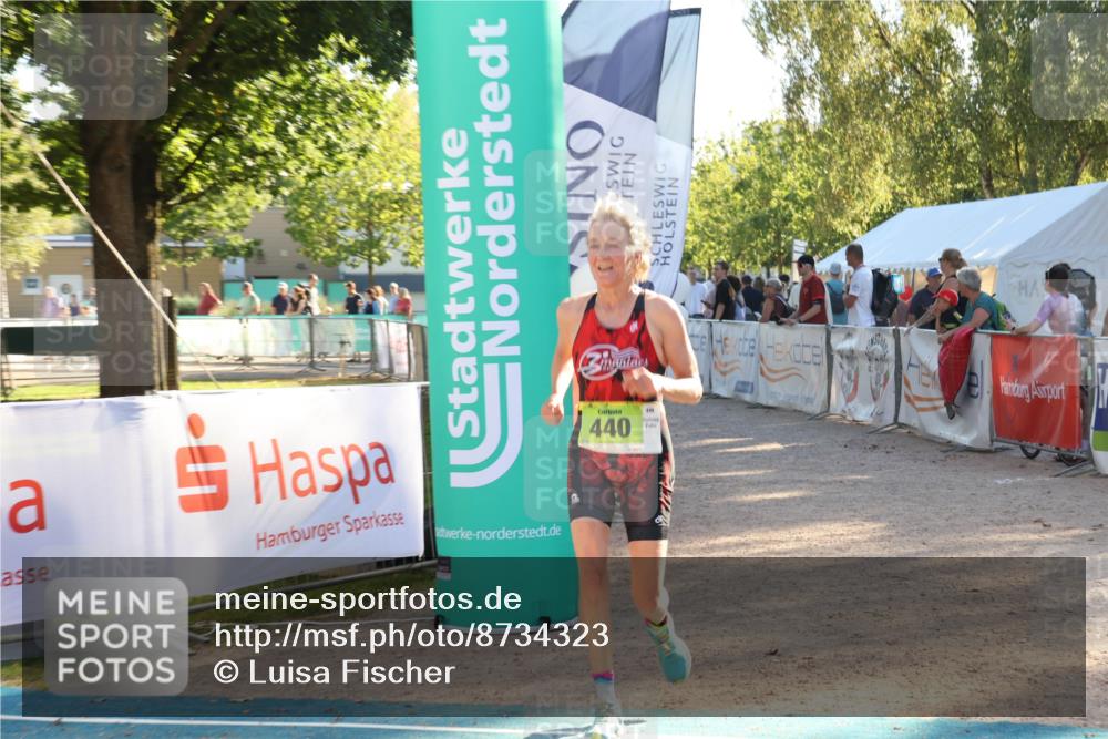 07.09.2025 - 19. Norderstedt Triathlon Luisa Fischer http://msf.ph/oto/8734323 07.09.2025 16:30:33 Ziel 440 meine-sportfotos.de