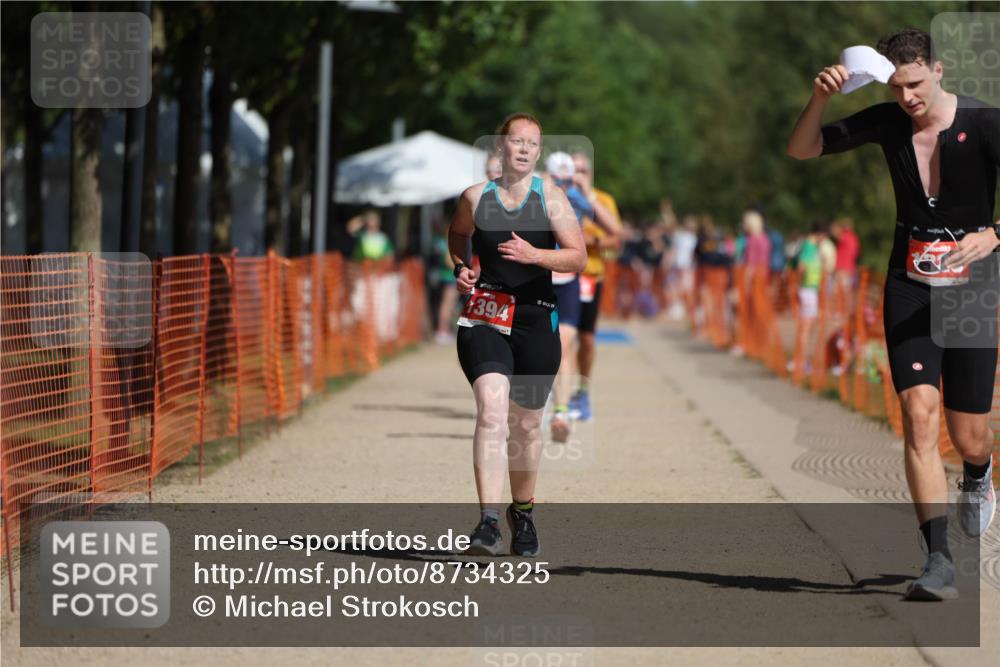07.09.2025 - 19. Norderstedt Triathlon Michael Strokosch http://msf.ph/oto/8734325 07.09.2025 12:17:25 Laufen 303, 1320, 1394 meine-sportfotos.de