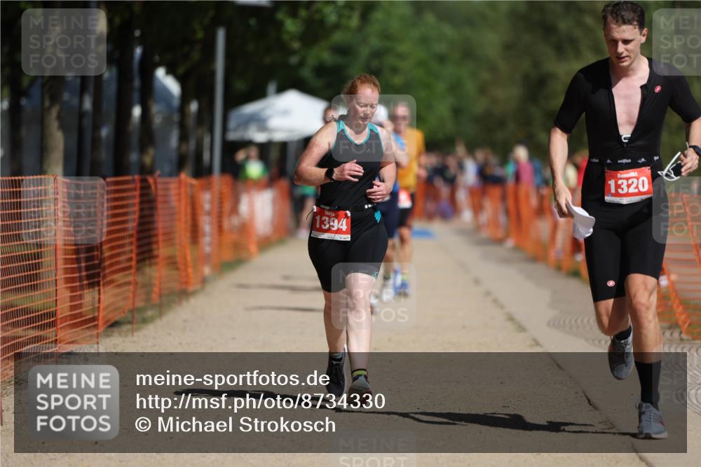 07.09.2025 - 19. Norderstedt Triathlon Michael Strokosch http://msf.ph/oto/8734330 07.09.2025 12:17:26 Laufen 303, 1320, 1357, 1394 meine-sportfotos.de