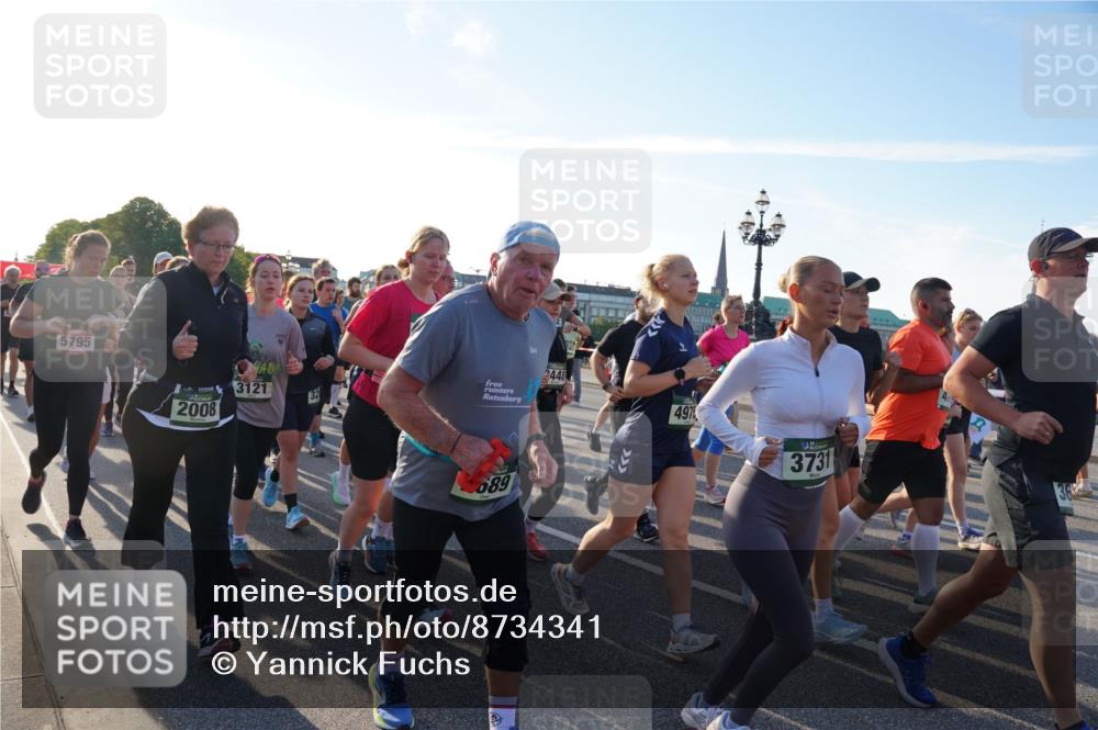 07.09.2025 - BARMER Alsterlauf Yannick Fuchs http://msf.ph/oto/8734341 07.09.2025 09:07:58 Laufen 5795, 2008, 3121, 2448, 497, 689, 3731 meine-sportfotos.de