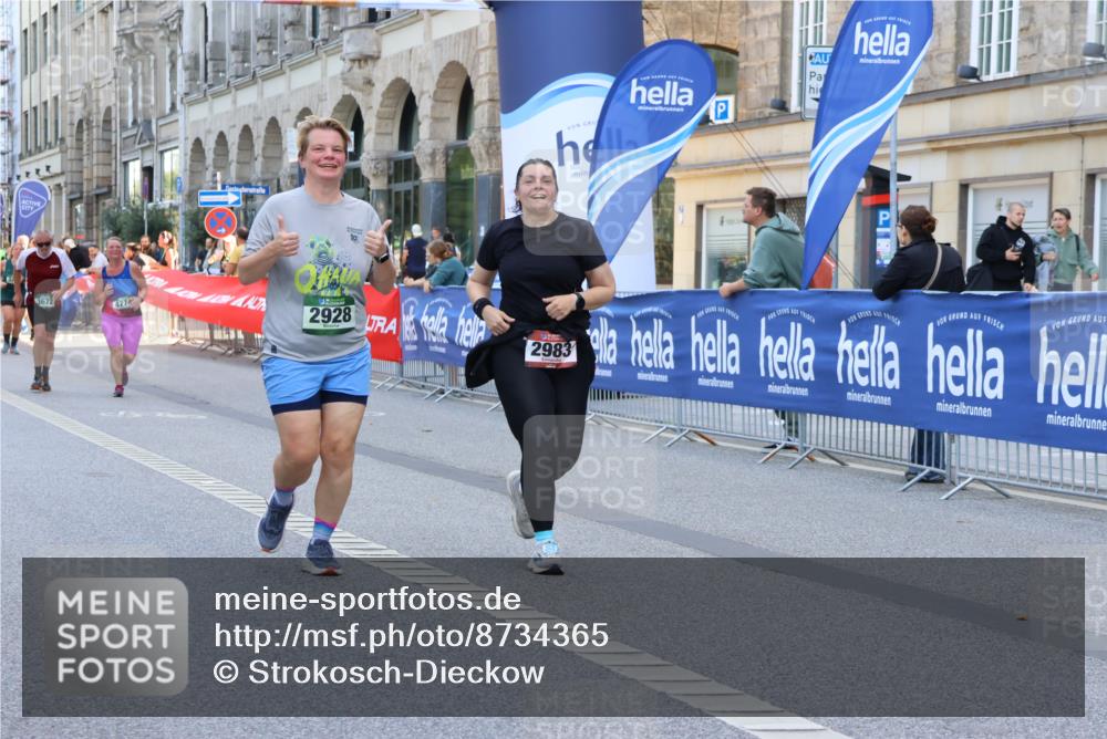 07.09.2025 - BARMER Alsterlauf Strokosch-Dieckow http://msf.ph/oto/8734365 07.09.2025 10:20:40 Ziel 2861, 2862, 3777, 4003, 4011, 4206, 4564, 4919, 5019, 5846, 5848, 8031 meine-sportfotos.de