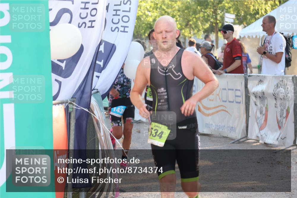 07.09.2025 - 19. Norderstedt Triathlon Luisa Fischer http://msf.ph/oto/8734374 07.09.2025 16:30:58 Ziel 534, 548, 1071, 1439, 1572 meine-sportfotos.de
