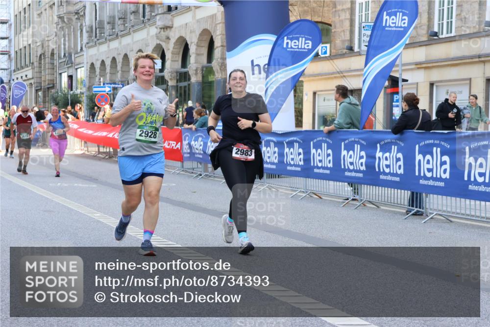 07.09.2025 - BARMER Alsterlauf Strokosch-Dieckow http://msf.ph/oto/8734393 07.09.2025 10:20:40 Ziel 2861, 2862, 3777, 4003, 4011, 4206, 4564, 4919, 5019, 5846, 5848, 8031 meine-sportfotos.de