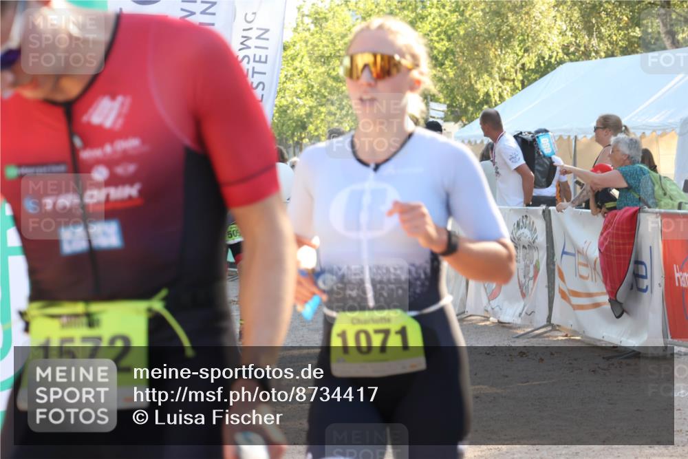 07.09.2025 - 19. Norderstedt Triathlon Luisa Fischer http://msf.ph/oto/8734417 07.09.2025 16:31:03 Ziel 477, 505, 534, 548, 1071, 1439, 1572 meine-sportfotos.de