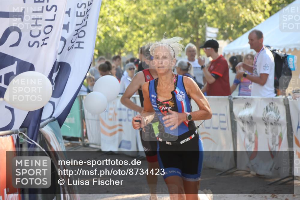 07.09.2025 - 19. Norderstedt Triathlon Luisa Fischer http://msf.ph/oto/8734423 07.09.2025 16:31:04 Ziel 477, 505, 534, 548, 1071, 1439, 1572 meine-sportfotos.de