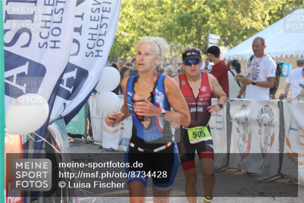 07.09.2025 - 19. Norderstedt Triathlon Luisa Fischer http://msf.ph/oto/8734428 07.09.2025 16:31:05 Ziel 477, 505, 534, 548, 1071, 1439, 1572 meine-sportfotos.de
