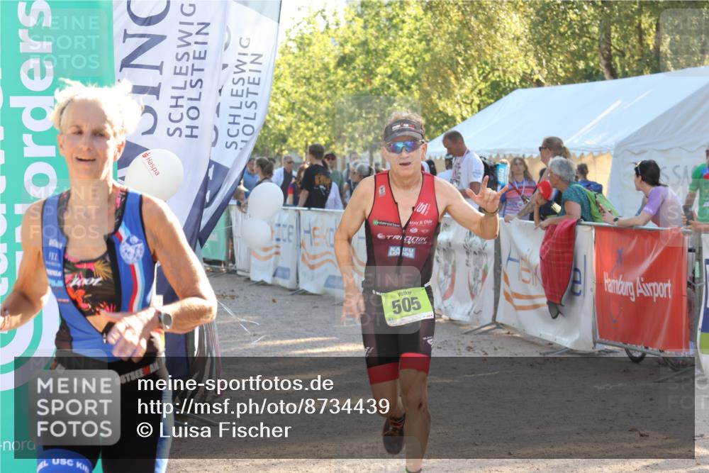 07.09.2025 - 19. Norderstedt Triathlon Luisa Fischer http://msf.ph/oto/8734439 07.09.2025 16:31:06 Ziel 477, 505, 534, 548, 1071, 1439, 1572 meine-sportfotos.de